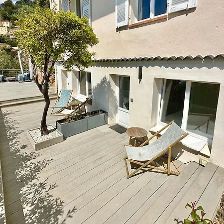 Laureto Beach&e1027-le Corbusier *