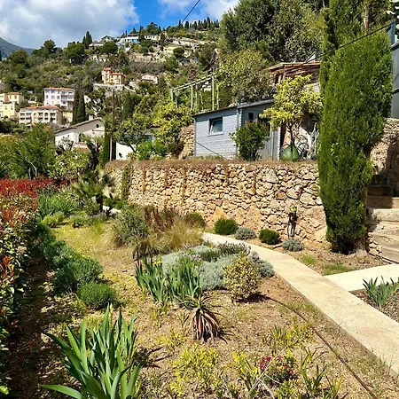 Apartment Laureto & E1027-le Corbusier