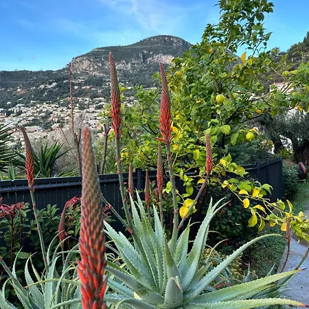 דירה Laureto & E1027-le Corbusier *