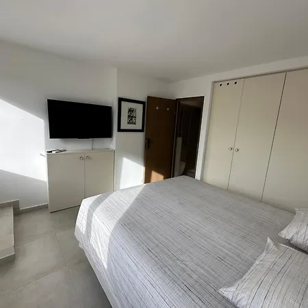 Laureto & E1027-le Corbusier